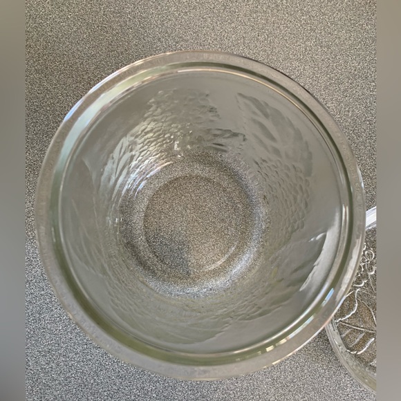 Leaves and fruit motif glassware jar lid - Picture 3 of 6